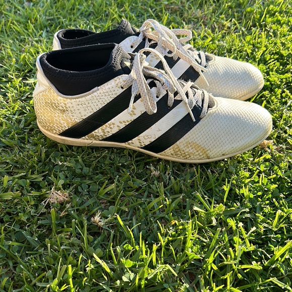 ADIDAS ACE 16.3 INTERSTELLAR INDOOR SOCCER SHOES SIZE 7.5 - Picture 3 of 12